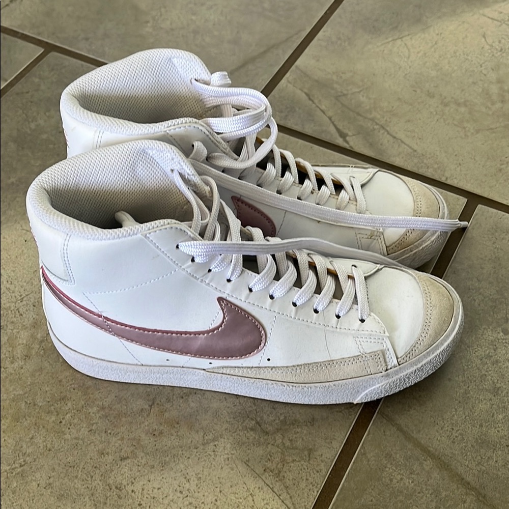 Nike Women's White and Pink High-Top Sneakers